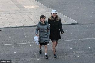 实拍穿白丝袜过程视频,实拍白丝袜穿搭全过程揭秘